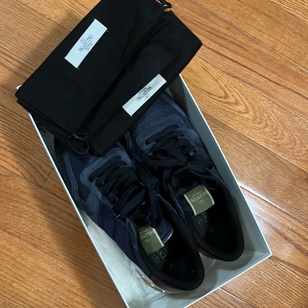 VALENTINO ROCKRUNNER SNEAKER
Night, Marine & Off White - Picture 8 of 8